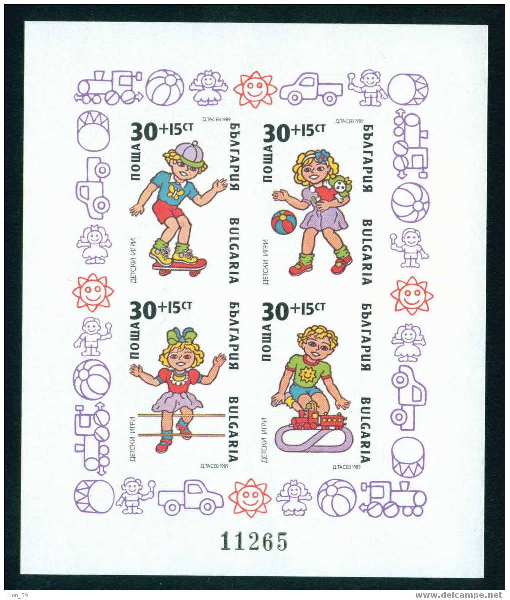 3812A Bulgaria 1989 Children S Games  Sheet Imperf ** MNH / Sport ; BOY Skateboard  Skateboarding Junge Auf Skatebord - Skateboard