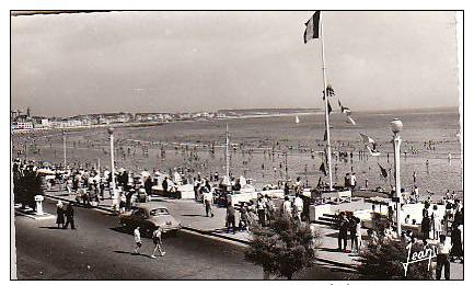 85 Les Sables D'olonne Le Remblai Et La Plage 1673  Jean - Sables D'Olonne