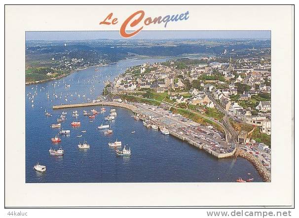 LE CONQUET Le Port De Pêche Et Le Centre Ville(vue Aérienne) - Le Conquet