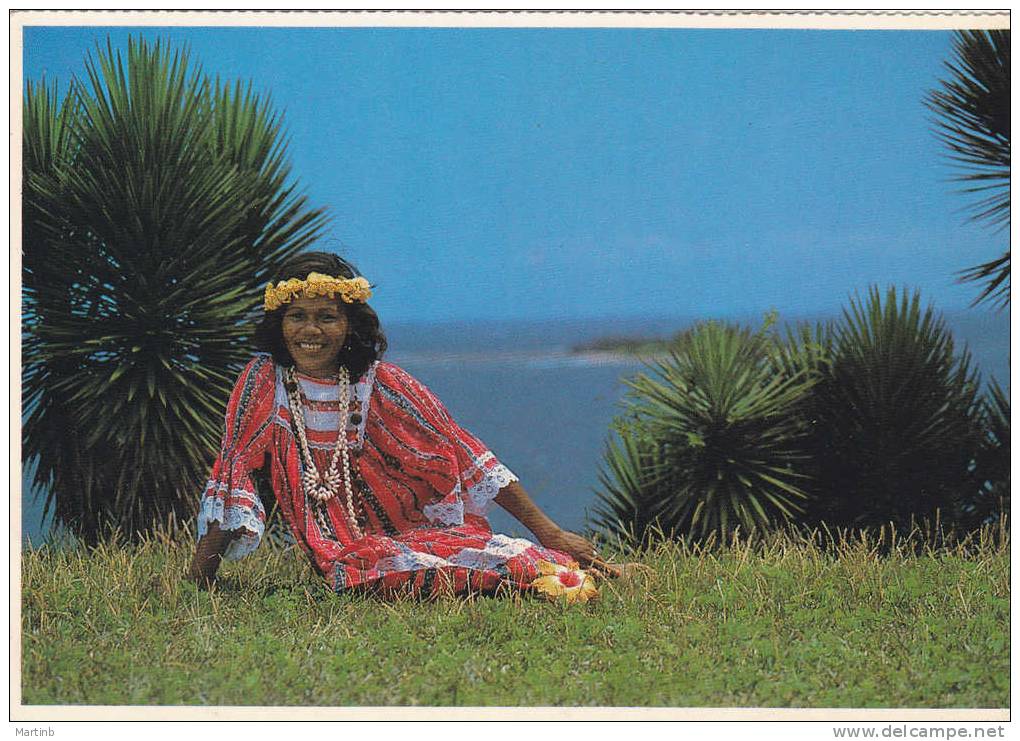 NOUVELLE CALEDONIE  Jeune Fille Melanesienne - New Caledonia