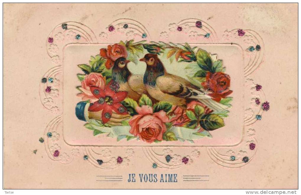 Superbe Carte En Relief, Décorée De Pigeons Et Roses - 19?? ( Voir Verso ) - Autres & Non Classés