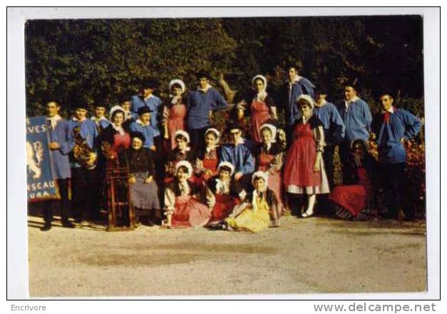 Cpm Les Fiouves Du Jura Groupe Folklorique Censeau - Ph Stainacre - Franche-Comté