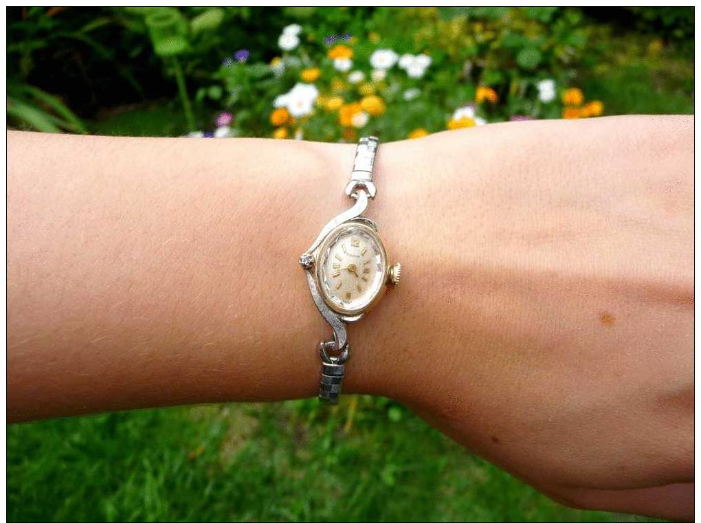 Ancienne Montre Pour Dame, Or Et Argent Art Déco - Vintage Ladies BULOVA Two Tone GOLD & DIAMOND Watch -M0 - Watches: Jewels