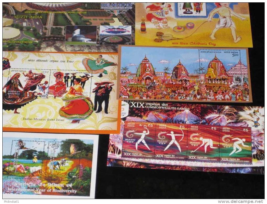 India 2010 Year Pack Of 12 M/s Of  Astrological Sign Biodiversity Commonwealth Games Craft Museum Princely States Mexico - Années Complètes