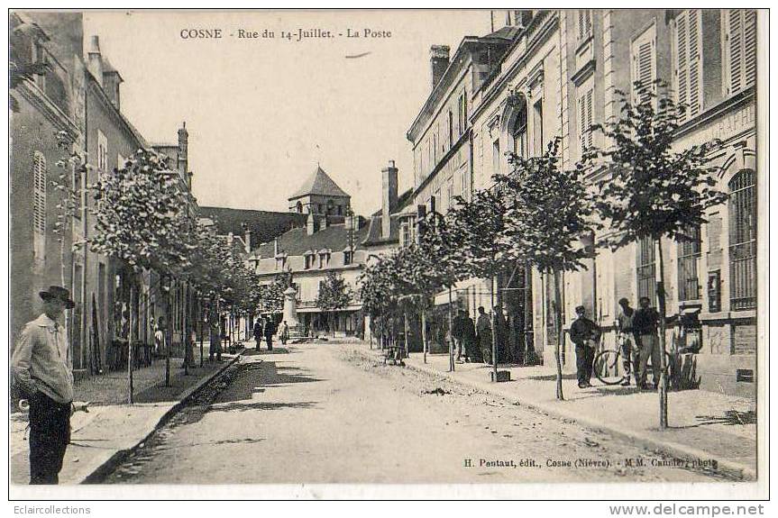 Cosne..La Poste... Rue Du 14 Juillet - Cosne Cours Sur Loire