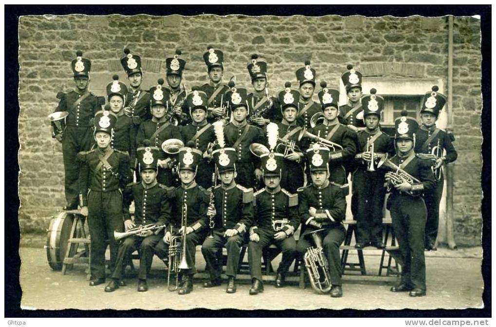 CARTE / PHOTO à Identifier. GROUPE DE MUSIQUE EN UNIFORME.  / Ed. - Te Identificeren