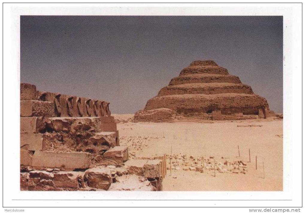 Sakara "King Zoser Pyramid". Pyramide à Degrés De Zoser. Sakkara "De Pyramide Des König Soser". - Pyramids