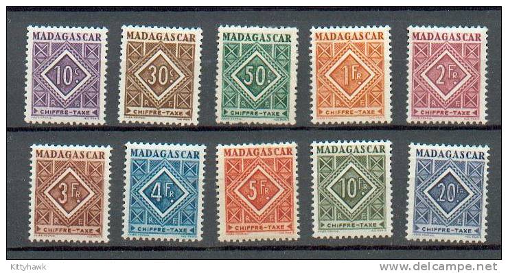 Mada 454 - YT 31 à 44 ** Sauf 33 * - Postage Due