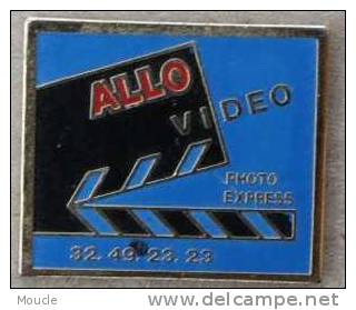 CLAP DE CINEMA - ALLO VIDEO - PHOTOS EXPRESS  - 32.49.23.23 -       (26) - Films