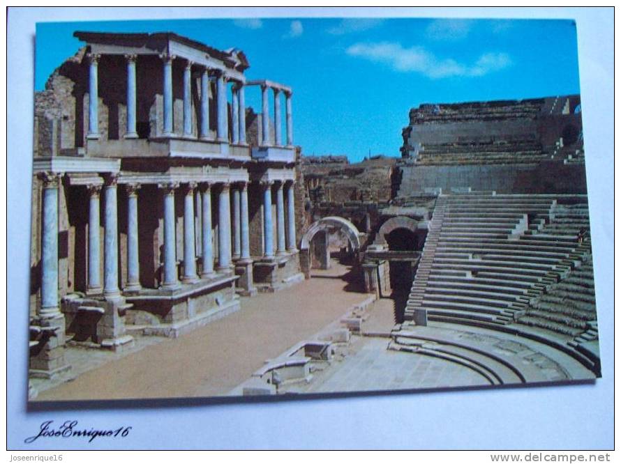 MERIDA, BADAJOZ. TEATRO ROMANO. ROMAN THEATRE. N° 32 -  1982 - Mérida