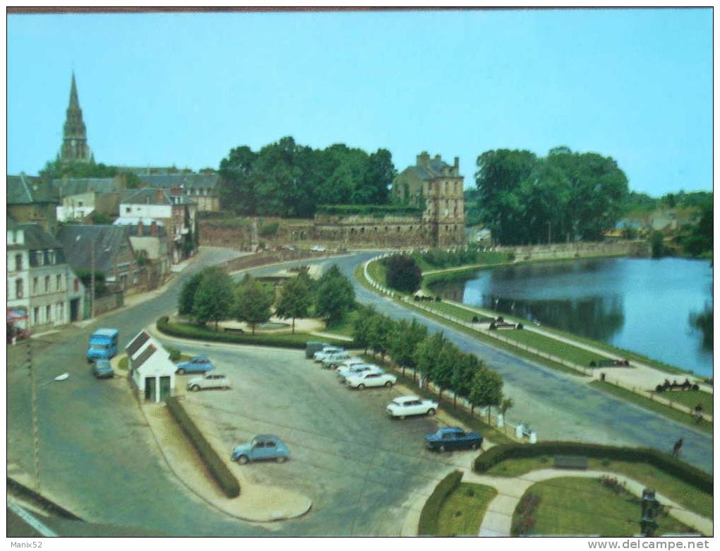 22 - QUINTIN - Jardin Et Etang De La Vallée (Hotel De Bretagne Et Voitures Anciennes 2 Et 3 CV...) - Quintin