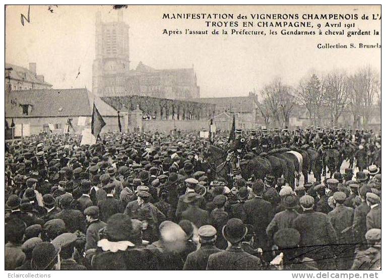 Troyes..Manifestations Des Vignerons Champenois..après L Assaut - Troyes