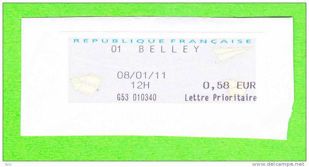 Sur Fragment - Timbre De Distributeur LISA BELLEY (Ain) à 0,58€ Du 8-1-2011 - 2000 Type « Avions En Papier »