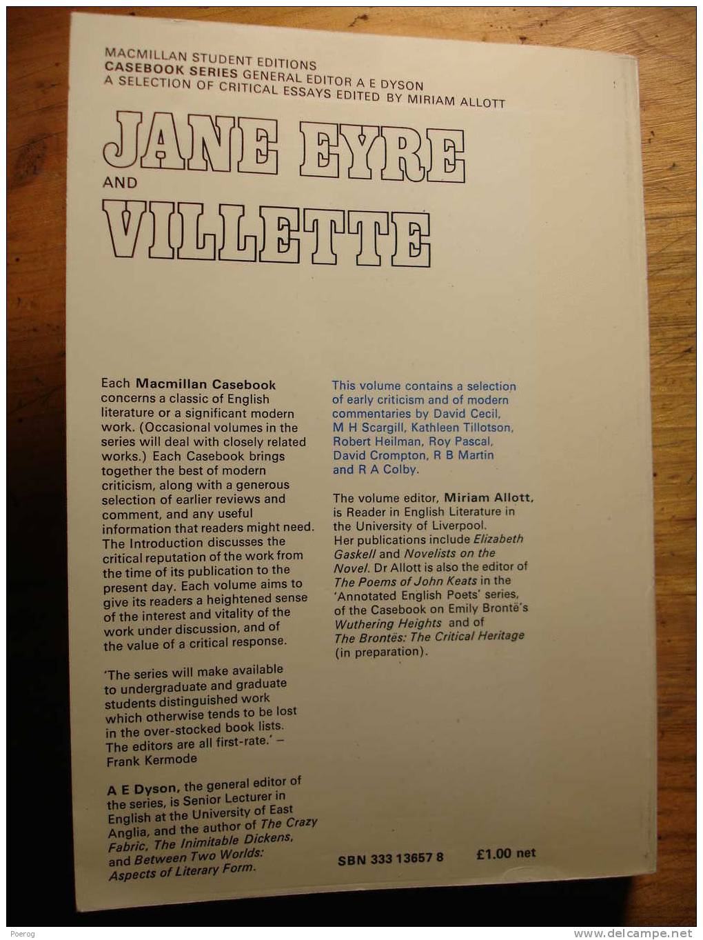 A SELECTION OF CRITICAL ESSAYS ON CHARLOTTE BRONTE´S JANE EYRE AND VILLETTE - CASEBOOK SERIES - Livre En Anglais - Essays & Speeches
