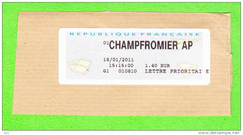 Sur Fragment - Timbre De Distributeur LISA CHAMPFROMIER AP (Ain) à 1,40€ Du 18-1-2011 - 2000 Type « Avions En Papier »