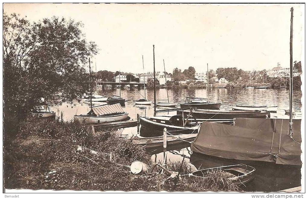 LES MUREAUX .. BORDS DE SEINE - Les Mureaux