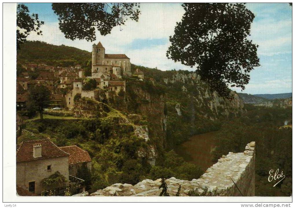 St Cirq Lapopie Dans La Vallee Du Lot - Autres & Non Classés