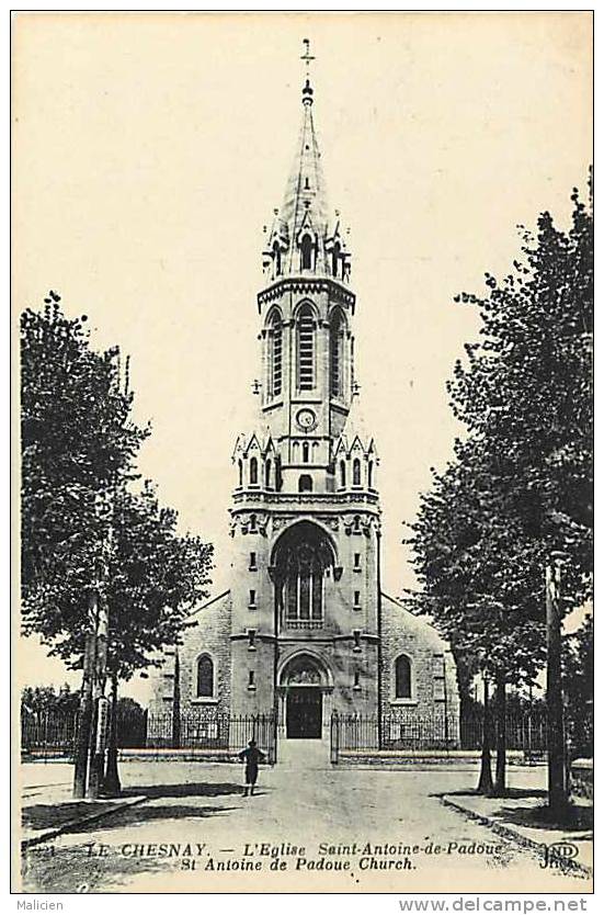 Yvelines - Ref A462- Le Chesnay - L Eglise Saint Antoine De Padoue  - Carte Bon Etat - - Le Chesnay