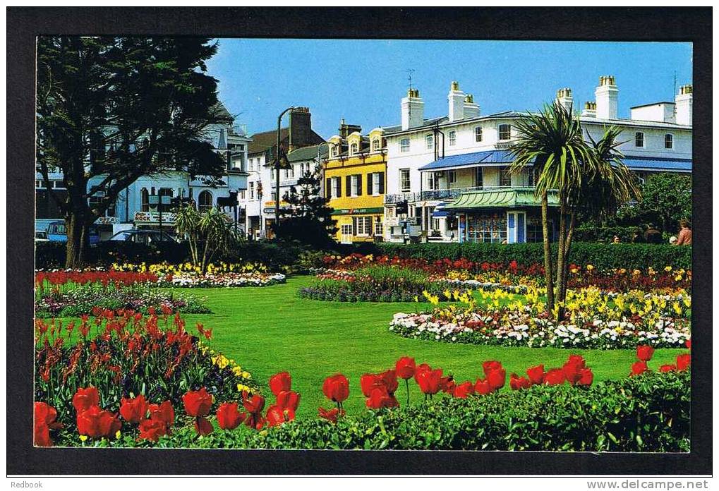 RB 659 - Postcard Remembrance Gardens & Pier Avenue Clacton-on-Sea Essex - Clacton On Sea