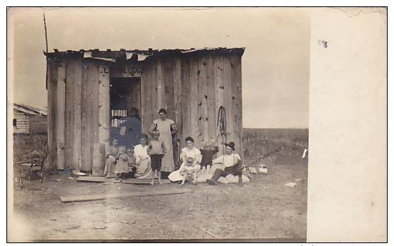 RP: Family Camping Shack , DIDSBURY , Alberta , Canada , PU-1909 - Autres & Non Classés