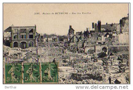 62 Ruines De BETHUNE - Rue Des Treilles - Bethune