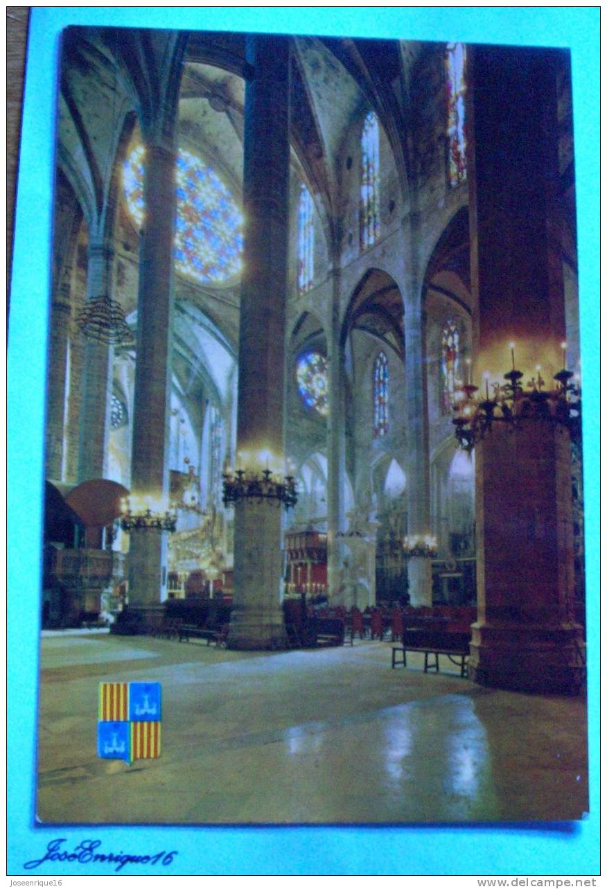 PALMA DE MALLORCA, LA CATEDRAL INTERIOR. ICARIA N° 15016  -  1979 - Belarus