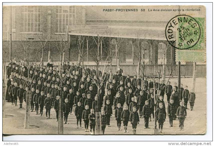 Passy-Froyennes Pensionnat 1908 Relais  Froyennes Au Front 4eme Division Après La Récréation Très Animée - Tournai