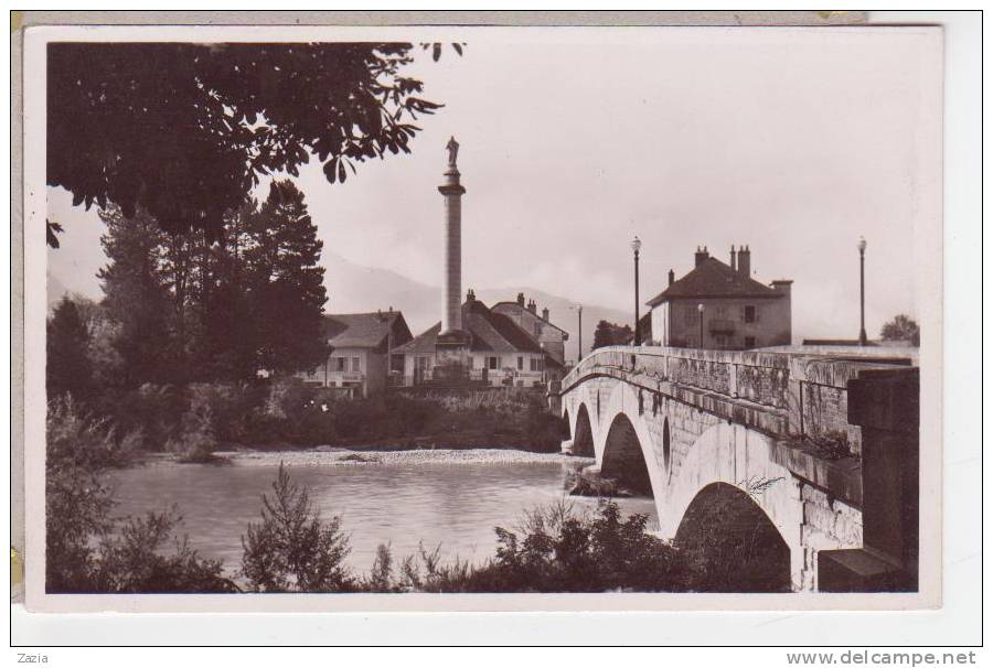 74.050/ BONNEVILLE - L'arve Et La Colonne Charles Felix (cpsm N°27621) - Bonneville