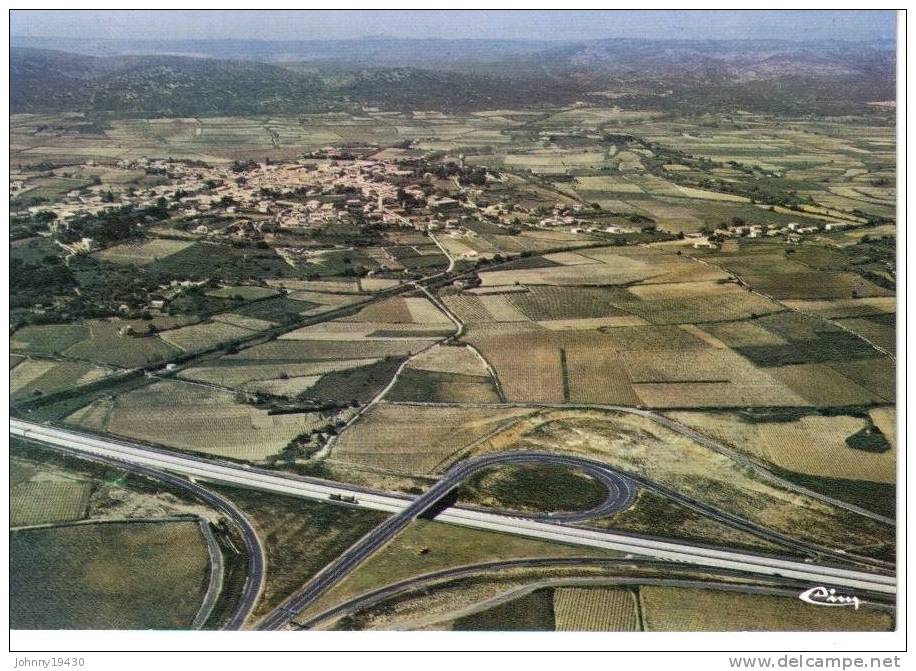 0705 - POUSSAN - VUE GENERALE AERIENNE SUR L´AUTOROUTE " LA LANGUEDOCIENNE " - Autres & Non Classés