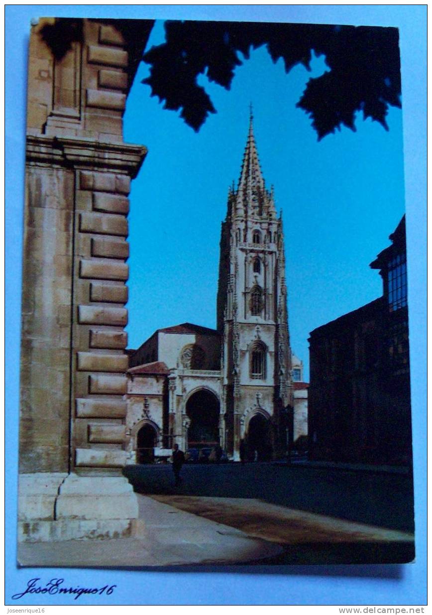 OVIEDO, LA CATEDRAL, CATHEDRALE. EDICIONES ALARDE N° 11 - 1981 - Asturias (Oviedo)