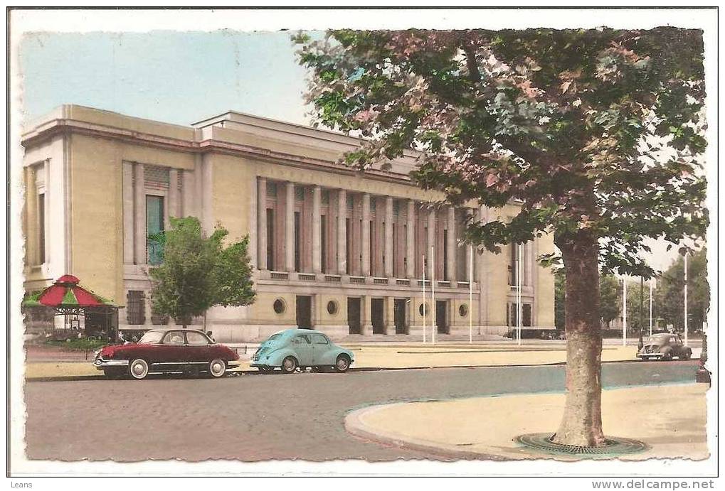 PUTEAUX      Hotel De Ville  ,automobiles - Puteaux