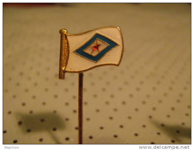 Steamship Company Pin JUGOLINIJA Rijeka  Yugoslavia - Bateaux