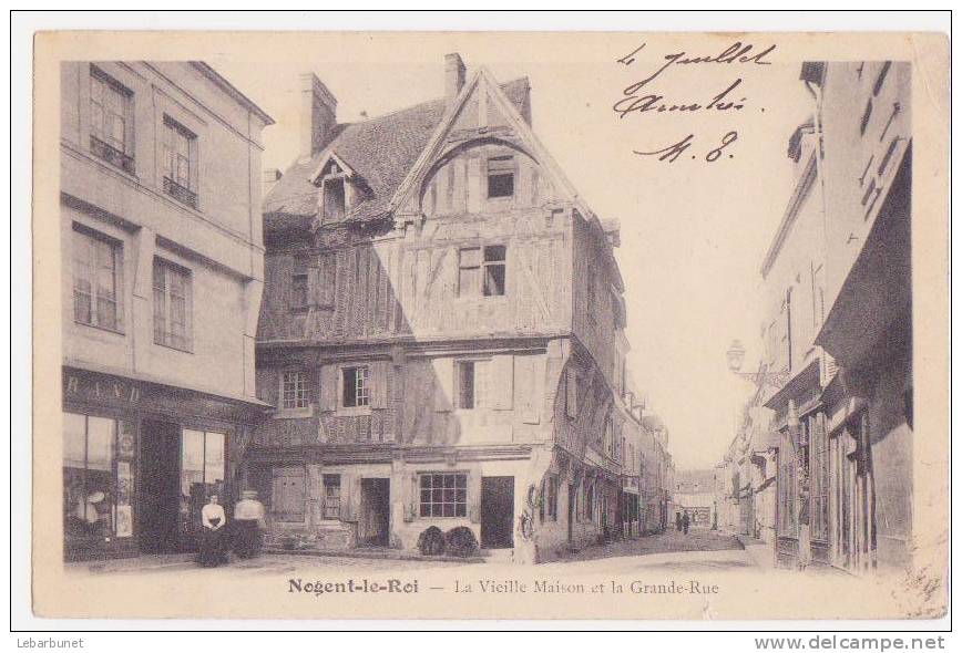 Carte Postale Ancienne  Eure Et Loir     Nogent Le Roi   La Vieille Maison Et La Grande Rue - Nogent Le Roi