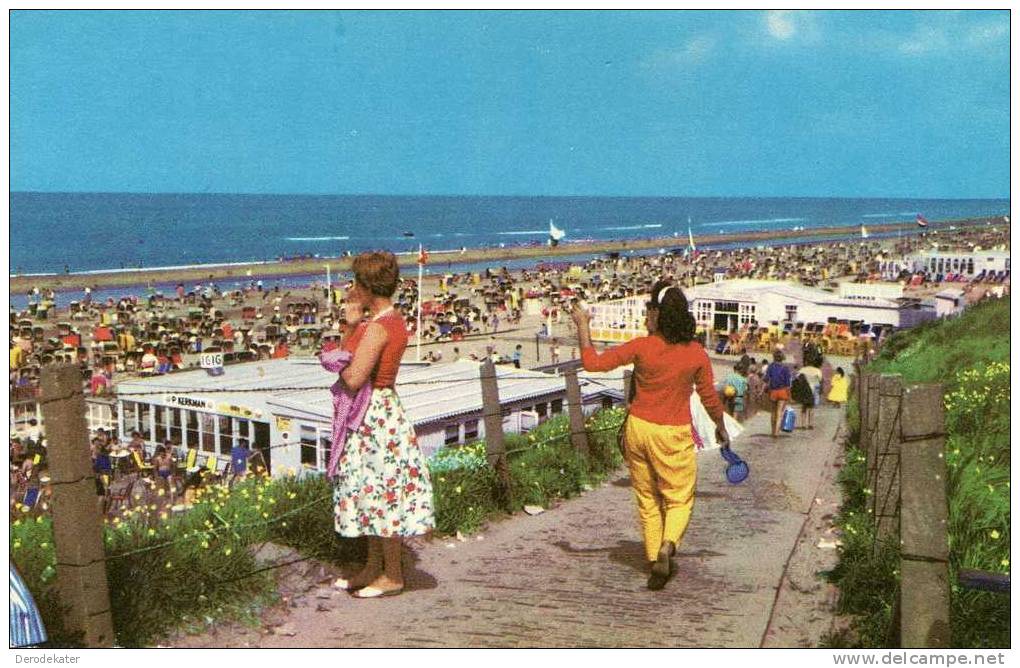 Zandvoort. Strandgezicht. 3320. Onbeschreven. Strandtent 16 Kerkman En 17 Zwemmer. - Zandvoort