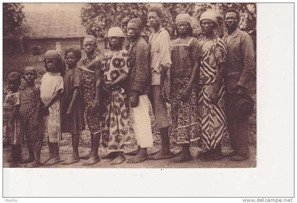Congo Belge ; Une Belle Famille De Bamania Coquilhatville - Belgian Congo