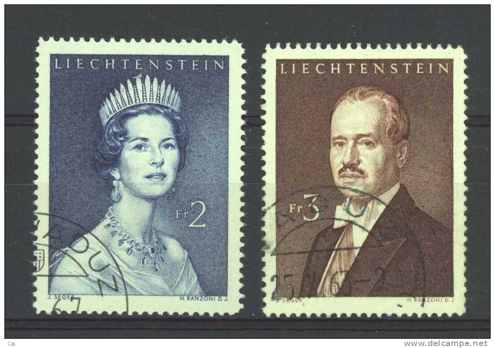 Liechtenstein  :  Yv  349B-C  (o)        ,    N2 - Gebraucht