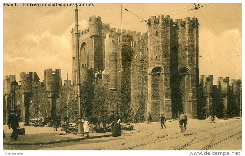 Gand - Entrée Du Château Des Comtes - Gent