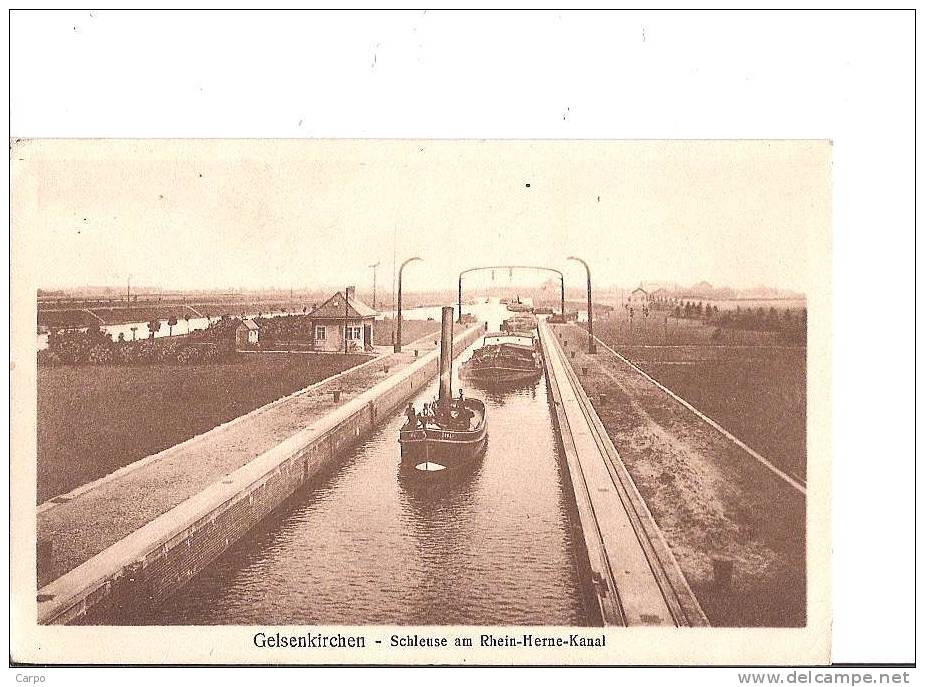 GELSENKIRCHEN. Schleuse Am Rhein-Herne-Kanal. - Gelsenkirchen