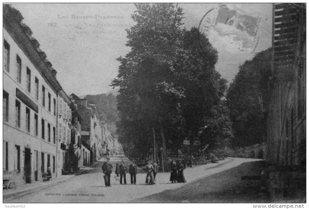 Entrée Des Eaux-Bonnes : Le Jardin Darralde - Eaux Bonnes