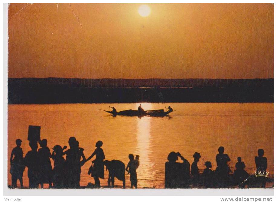 REPUBLIQUE TOGOLAISE PIROGUE AU SOLEIL COUCHANT BELLE CARTE VOIR TIMBRES - Togo