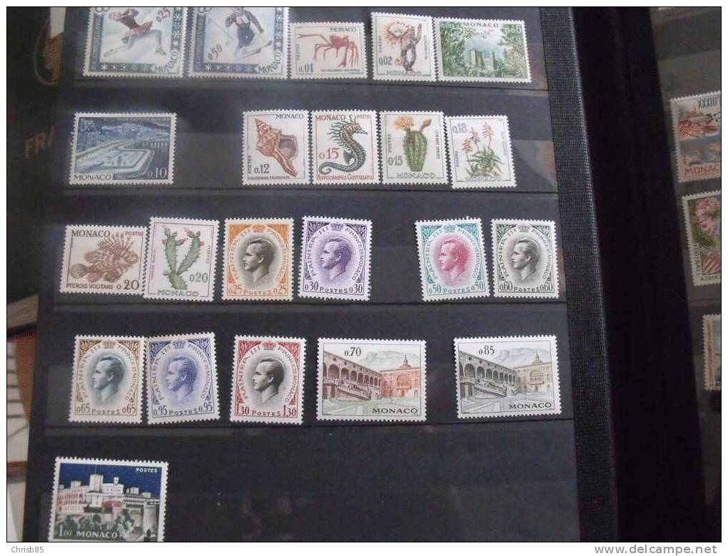 COLLECTION TIMBRES MONACO NEUVE 1950 A 1979 - Lots & Serien