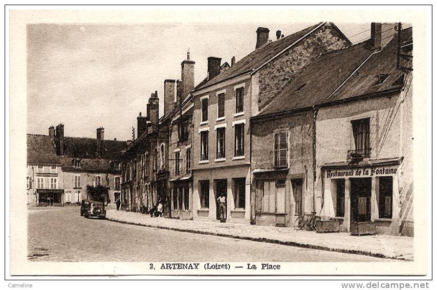 45 . ARTENAY . La Place - RESTAURANT DE LA FONTAINE - Artenay