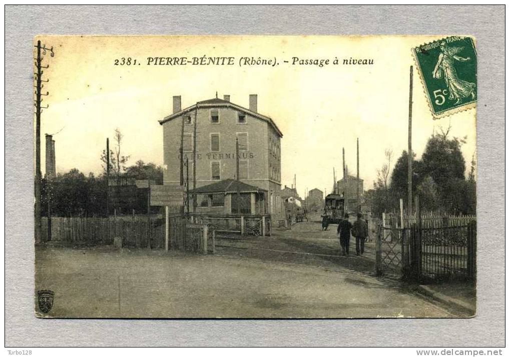 2381 - PIERRE-BENITE - Passage à Niveau - Pierre Benite