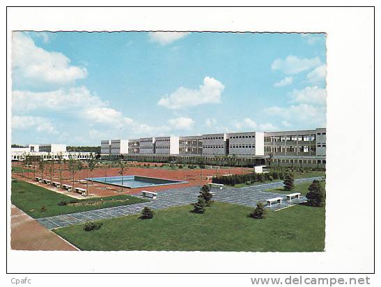 Carte 1960 ST CYR COETQUIDAN ,la Nouvelle école,la Cour Wagram Et Les Batiments Occupés Par Les élèves Officiers - Guer Coetquidan
