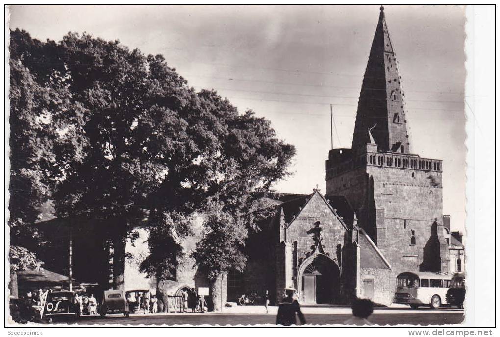 17298 Larmor Plage L'eglise Notre Dame . 5160 Le Doaré Jos ; CPSM Car - Larmor-Plage