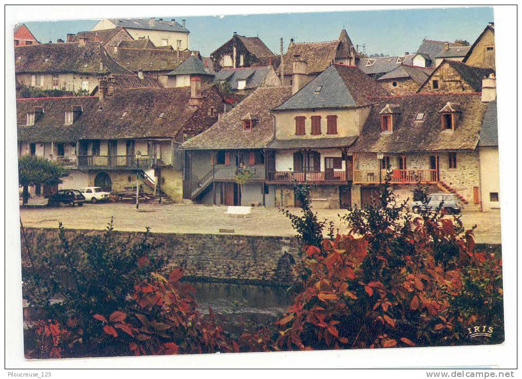 19 - ARGENTAT  - "" Vieilles Maisons Au Bord De La Rivière  "" - Argentat