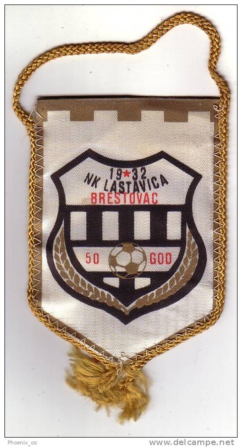 FOOTBALL / SOCCER - Yugoslavia / Croatia / Slavonia - Flag, Football Club Lastavica - Brestovac - Kleding, Souvenirs & Andere