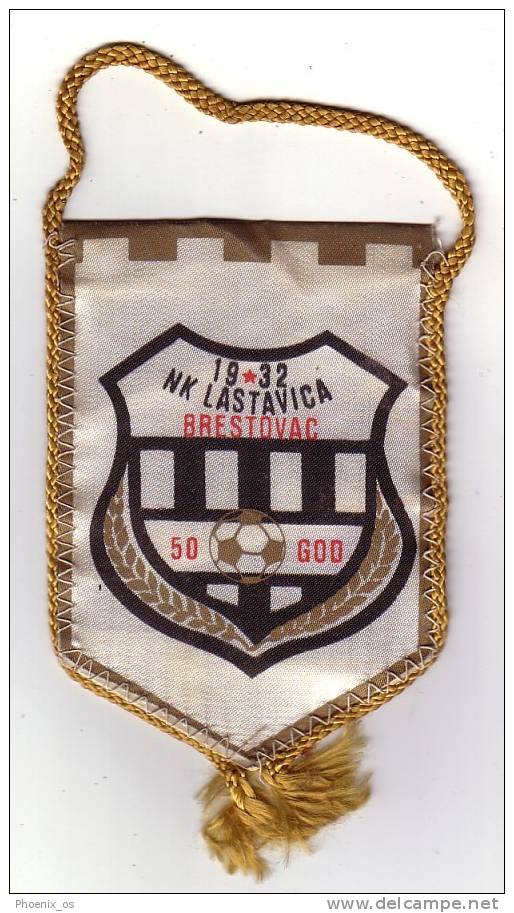 FOOTBALL / SOCCER - Yugoslavia / Croatia / Slavonia - Flag, Football Club Lastavica - Brestovac - Uniformes Recordatorios & Misc