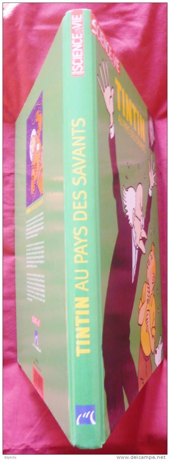 TINTIN AU PAYS DES SAVANTS SCIENCE ET VIE CARTONNE 2003 ETAT NEUF - Tintin