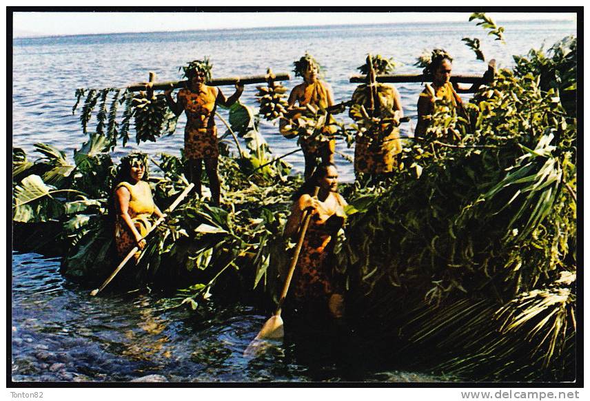 Tahiti - Pirogue Fleurie - Frans-Polynesië